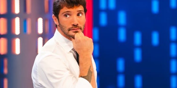 Affari Tuoi 2025 Stefano De Martino (Instagram)