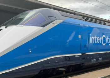 Intercity di Trenitalia (Foto: ANSA)