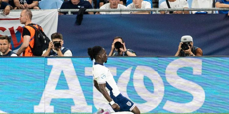 Jonathan Rowe ha deciso a favore dell'Inghilterra la finale degli Europei U21 (Foto ANSA)