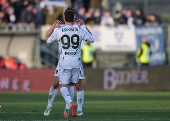 Sebastiano Esposito esulta con l'Empoli (Foto ANSA)