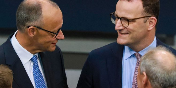 Germania: il cancelliere Friedrich Merz e il capogruppo CDU Jens Spahn