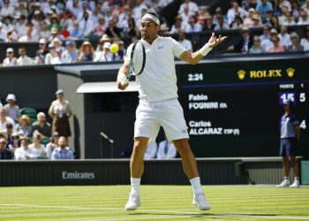 Fabio Fognini a Wimbledon nel match contro Carlos Alcaraz (Foto ANSA)