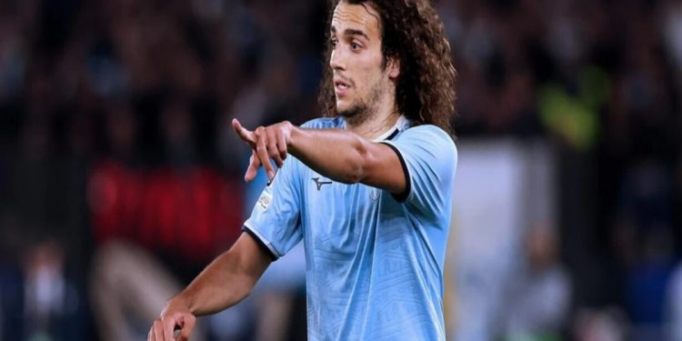 Mattéo Guendouzi in campo con la Lazio (Foto: Web)