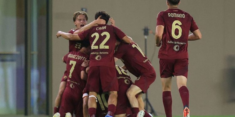 Un'esultanza della Roma Primavera (da Facebook)