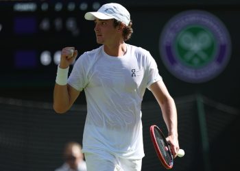 Joao Fonseca esulta a Wimbledon (Foto ANSA)