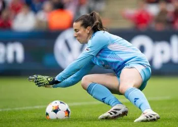 Olivia Clark, portiere del Galles di calcio femminile (Foto ANSA)