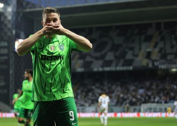 Viktor Gyokeres esulta con lo Sporting Lisbona (Foto ANSA)