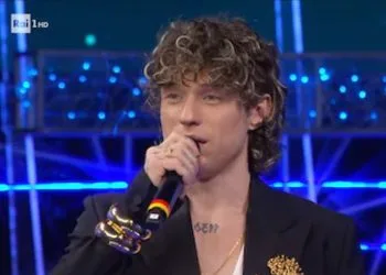 Irama (Foto: screen Raiplay)