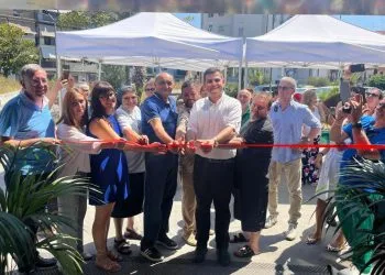 Progetto Arca: l'inaugurazione del guardaroba solidale a Napoli (Foto: comunicato)