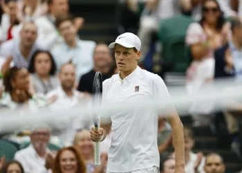 Jannik Sinner gioca gli ottavi a Wimbledon 2025 (Foto ANSA)