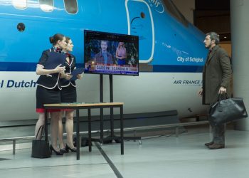 Modalità aereo, il film in seconda serata su Rai 1 (Foto Web)