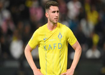 Aymeric Laporte con la maglia dell'Al Nassr