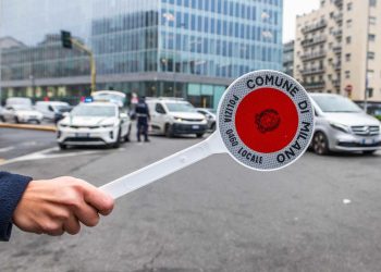Milano, posto di blocco