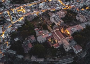 Lipari, l'acropoli vista dall'alto