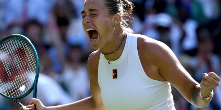 L'urlo di Aryna Sabalenka, qui a Wimbledon (Foto ANSA)