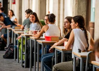 Studenti all'esame di Maturità 2025 (Foto: ANSA)