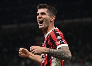 Pulisic del Milan esulta dopo il gol segnato al Bologna (Foto Ansa)