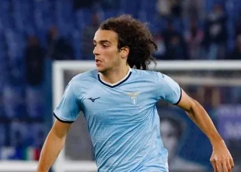 Mattéo Guendouzi con la maglia della Lazio (Ansa)