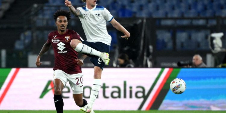 Nicolò Rovella in azione in Lazio Torino (Foto ANSA)