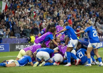 La festa dell'Italia donne agli Europei (Foto ANSA)