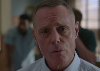 Voight di Chicago PD 12 (Foto: screen Mediaset Infinity)