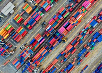 Camion di import ed export