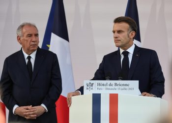 Bayrou e Macron, Francia
