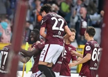 L'esultanza dei calciatori del Torino (Foto ANSA)