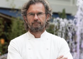 Carlo Cracco, celebre chef protagonista in tv. (Foto: Web)