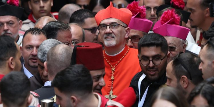 Pierbattista Pizzaballa, patriarca di Gerusalemme dei Latini, durante la processione del 24 dicembre 2024 (Ansa)