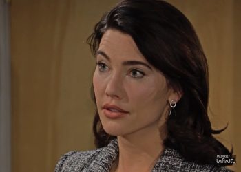 Beautiful anticipazioni 22 luglio 2025 (Screen Mediaset Infinity)