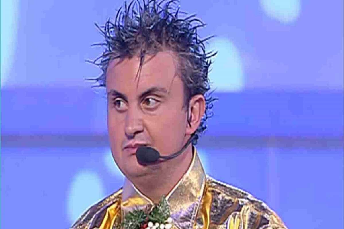 uomo gatto oggi curiosità