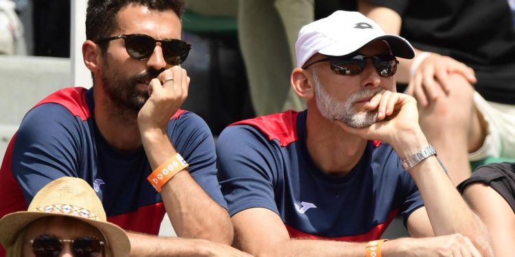 Umberto Ferrara con Simone Vagnozzi (Foto ANSA)