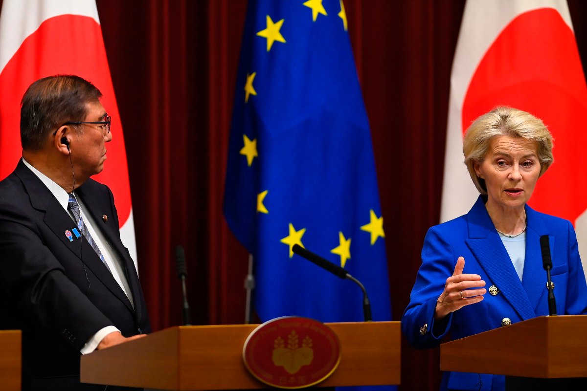 Von der Leyen in Giappone