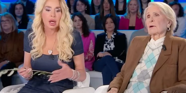 Mamma di Valeria Marini