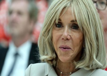 Brigitte Macron (Foto: Screenshot Youtube)