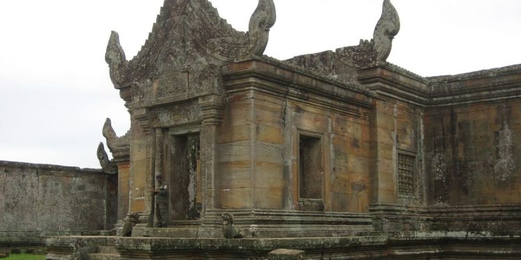 Il tempio di Preah Vihear conteso tra Thailandia e Cambogia