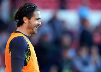 Grealish durante un riscaldamento col Manchester City (Foto Ansa)