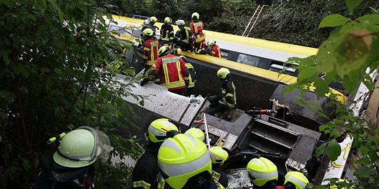 Treno deragliato in Germania