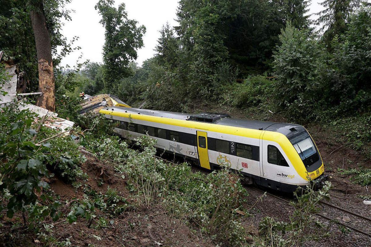 Treno deragliato in Germania