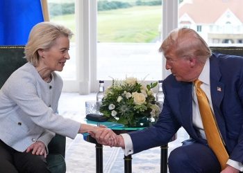 Von der Leyen con Trump