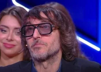 Giuseppe Cruciani all'Isola dei Famosi (Foto: Screen)