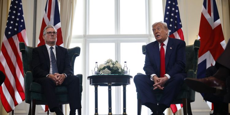 Trump e Starmer