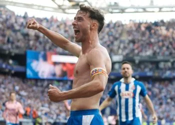 Puado, capitano dell'Espanyol, esulta dopo un gol al Las Palmas (Foto Ansa)