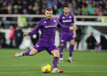 Lucas Beltran in azione con la Fiorentina (Foto Ansa)