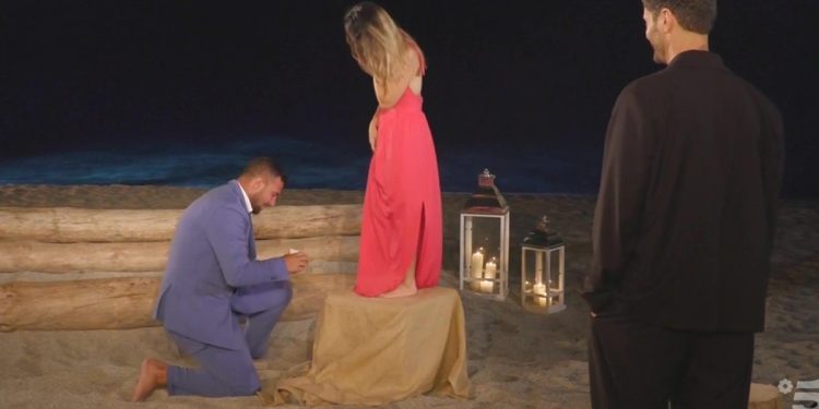 Antonio e Valentina, proposta di matrimonio a Temptation Island 2025