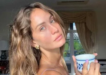 helena prestes convivenza javier martinez