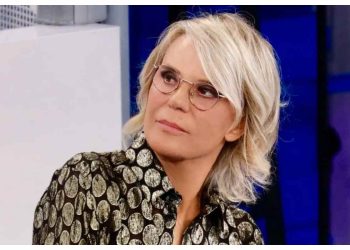 maria de filippi com'è lontano dalle telecamere