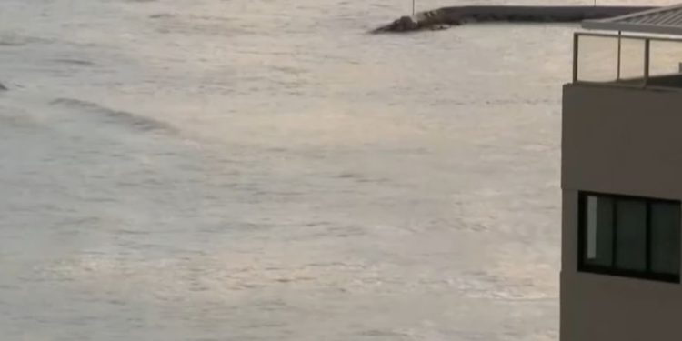 Tsunami Hawaii (Foto: Youtube)