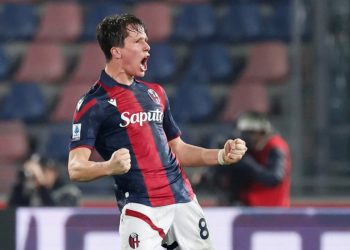 Giovanni Fabbian con la maglia del Bologna (Foto: Web)